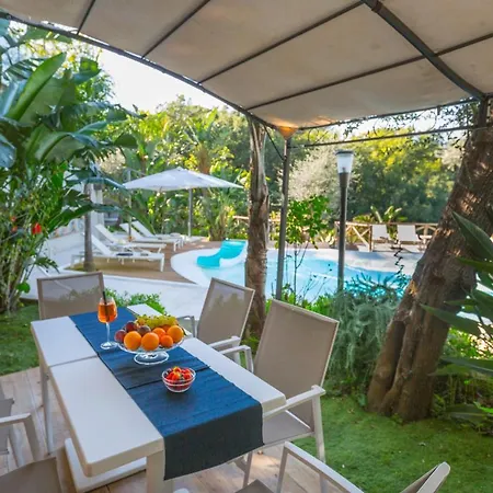 Bed & Breakfast Dream 4*