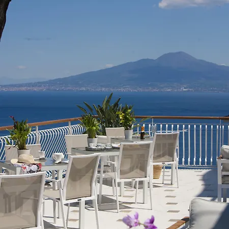 Couette-café Dream 4*