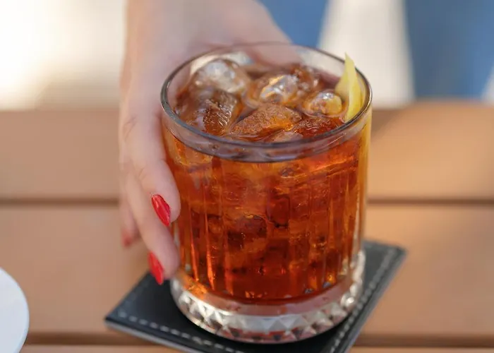 Bed and Breakfast Dream 4*